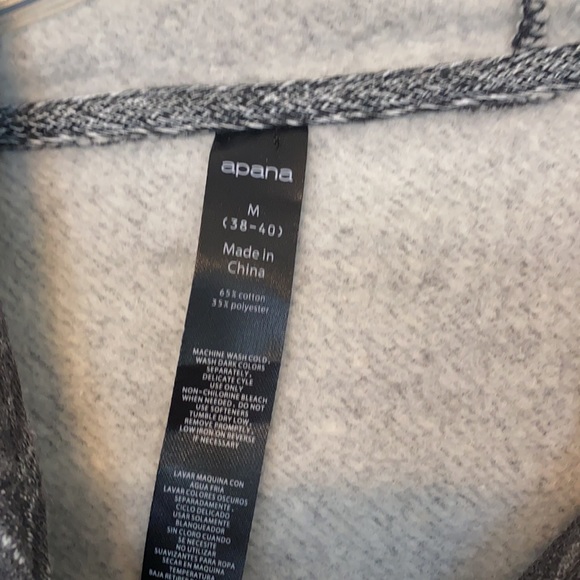 Apana Hoodie - Picture 2 of 3